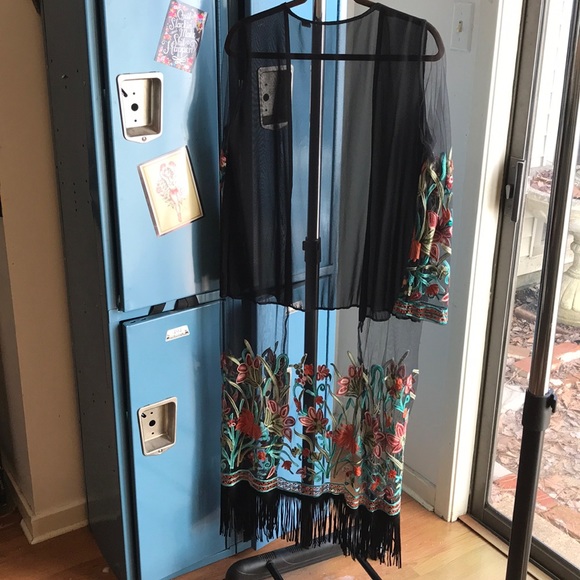 Long Shear Embroidered w/Tassels Jacket 🍀 - Picture 2 of 6